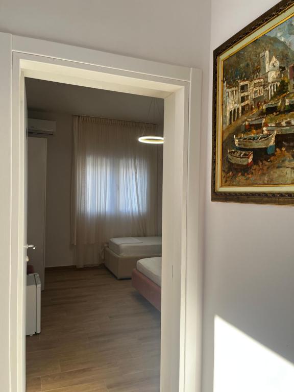 lians room vlore